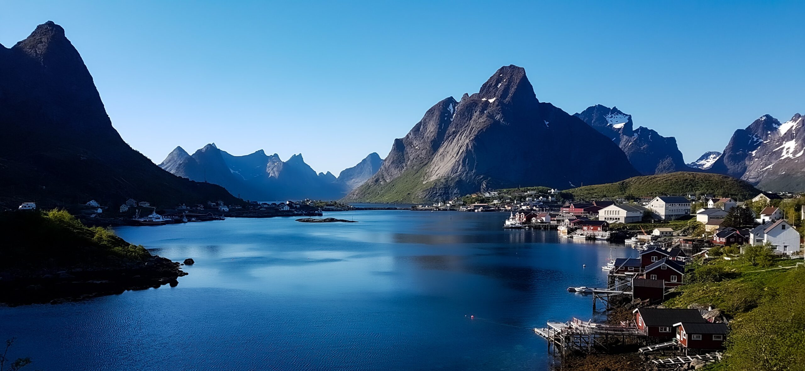 You are currently viewing Sommer 2024: Flüge auf die Lofoten